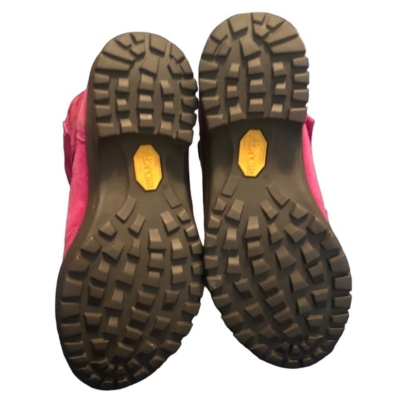 Coach Boots Sandi Dark Pink Mid Calf Signature Quilted Suede 6.5 Ankle Buckle - Picture 10 of 11